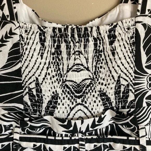 NEW FARM Rio Off-White Monochrome Elegance Scarf Romper Black White Size L